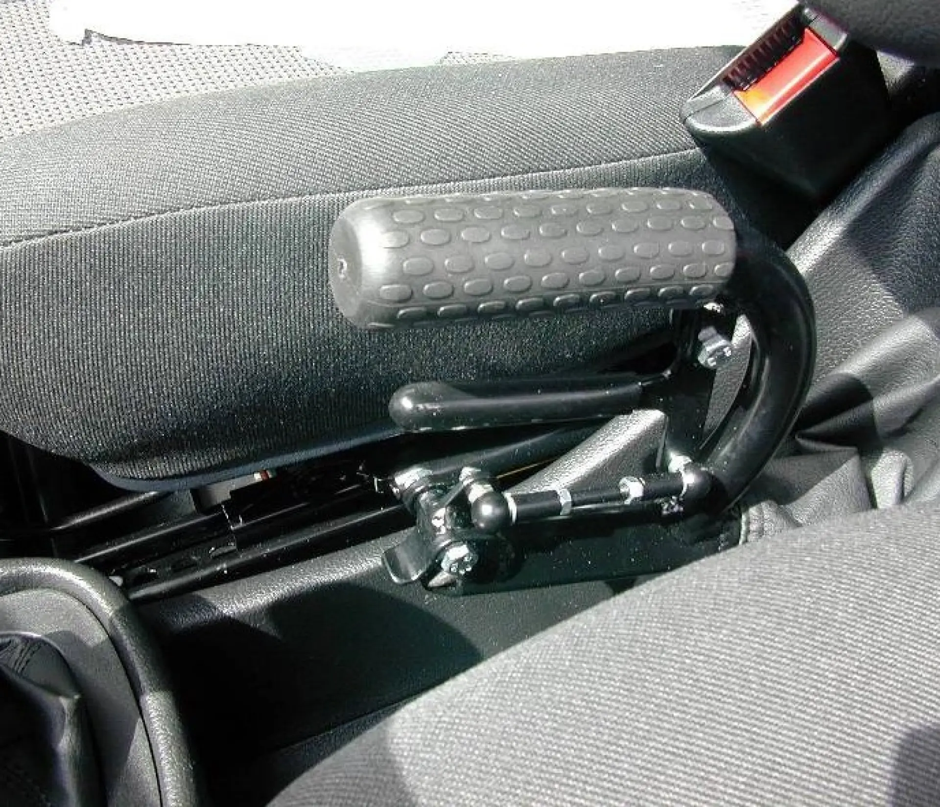 Aangepaste parkeerrem voor je auto