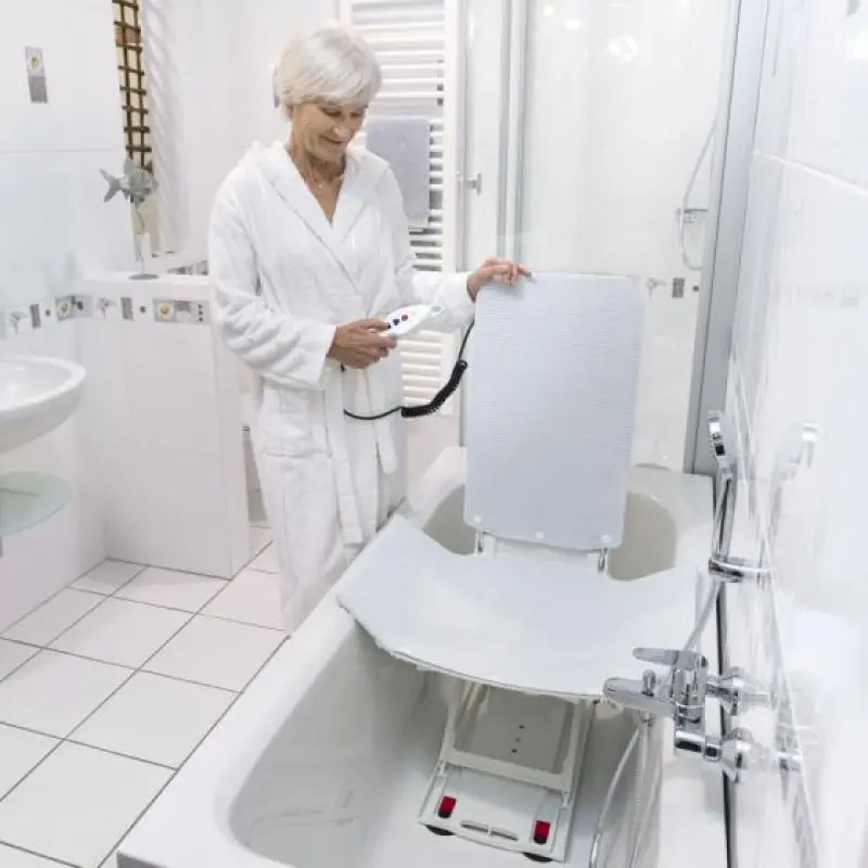 Badlift Aquatec Orca van Invacare