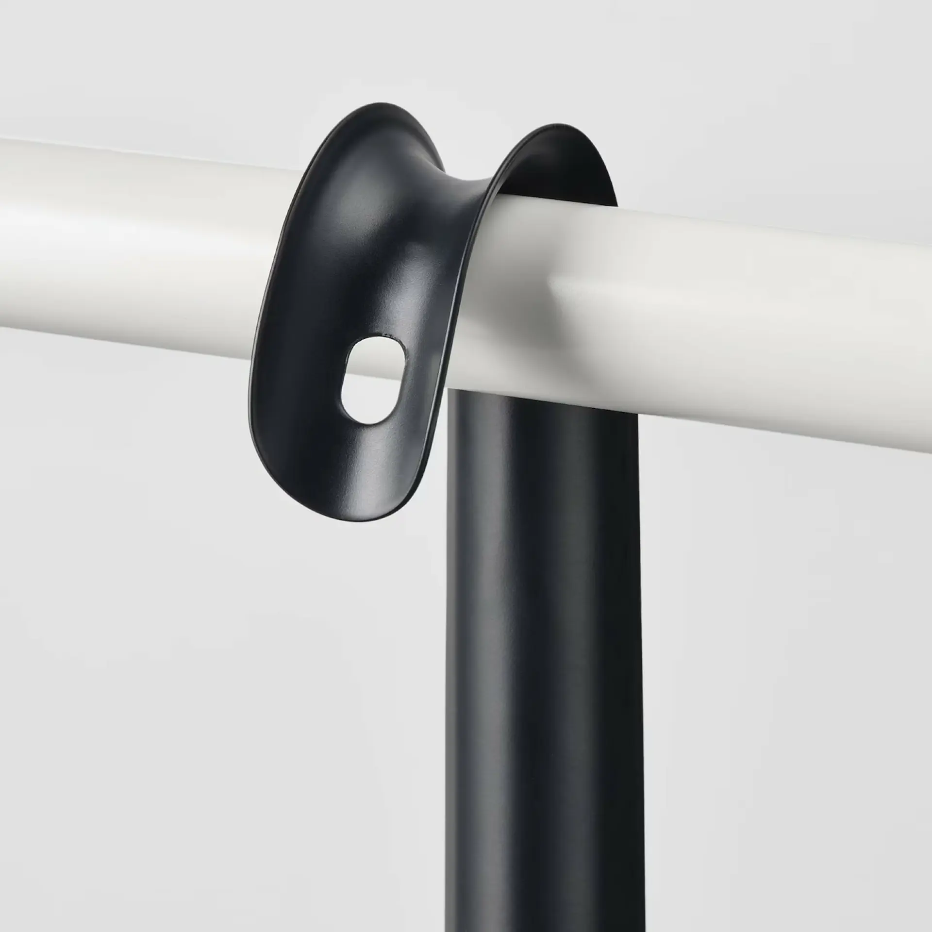Verlengde schoenlepel OMTÄNKSAM van IKEA